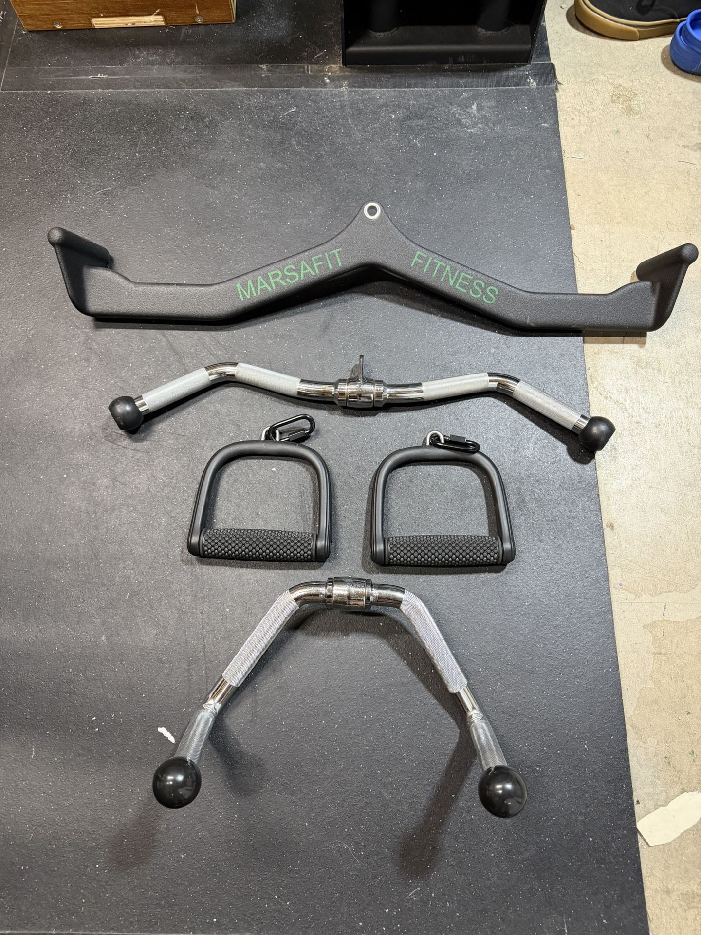 Functional Trainer Cable Attachments