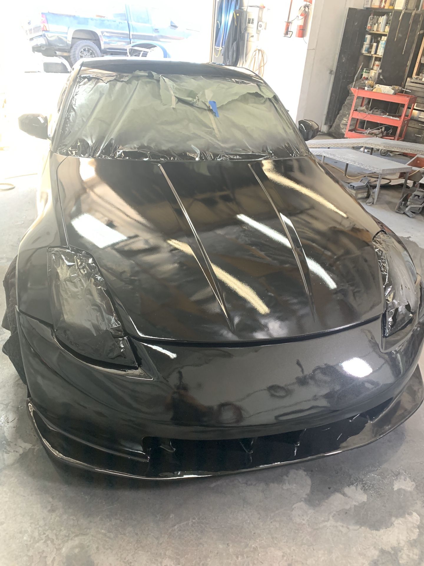 350z (AUTO BODY AND PAINT)
