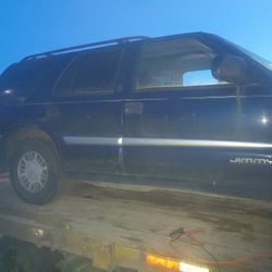 2000 GMC Jimmy 4x4 For Sale Or Parts