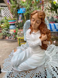 Garden statues