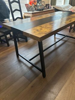 Free table