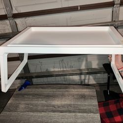 2 White Tv Trays 