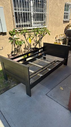 Twin Bed