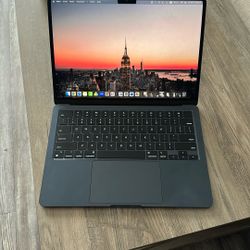 Mac Book Air M2 Mightnight 