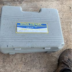12 Volt Air Compressor  
