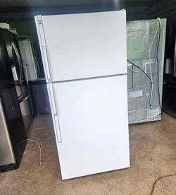 White Top Freezer Fridge 