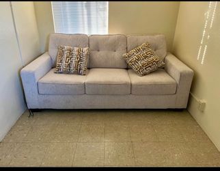 Like new sofa bed/ como nuevo cama sofa