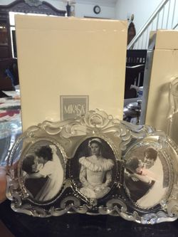 Mikasa frame crystal with decoration
