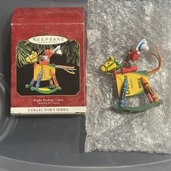 Crayola Ornament, Bright playful colors