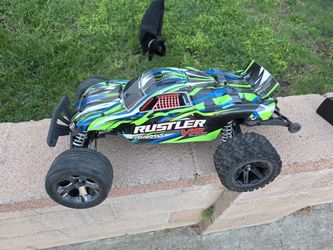 Traxxas Rustler VXL 3S Brushless Truck