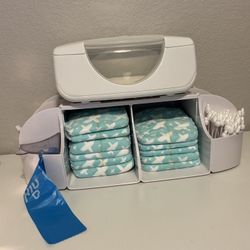 Wipe Warmer & Diaper Organizer