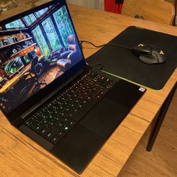 Razer Gaming Laptop Bundle