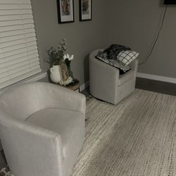 Swivel Chairs 