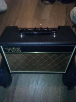 VOX Pathfinder 10