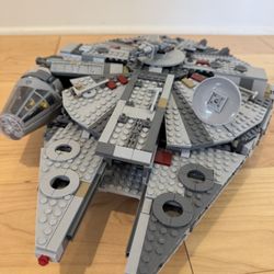Lego Millennium Falcon 