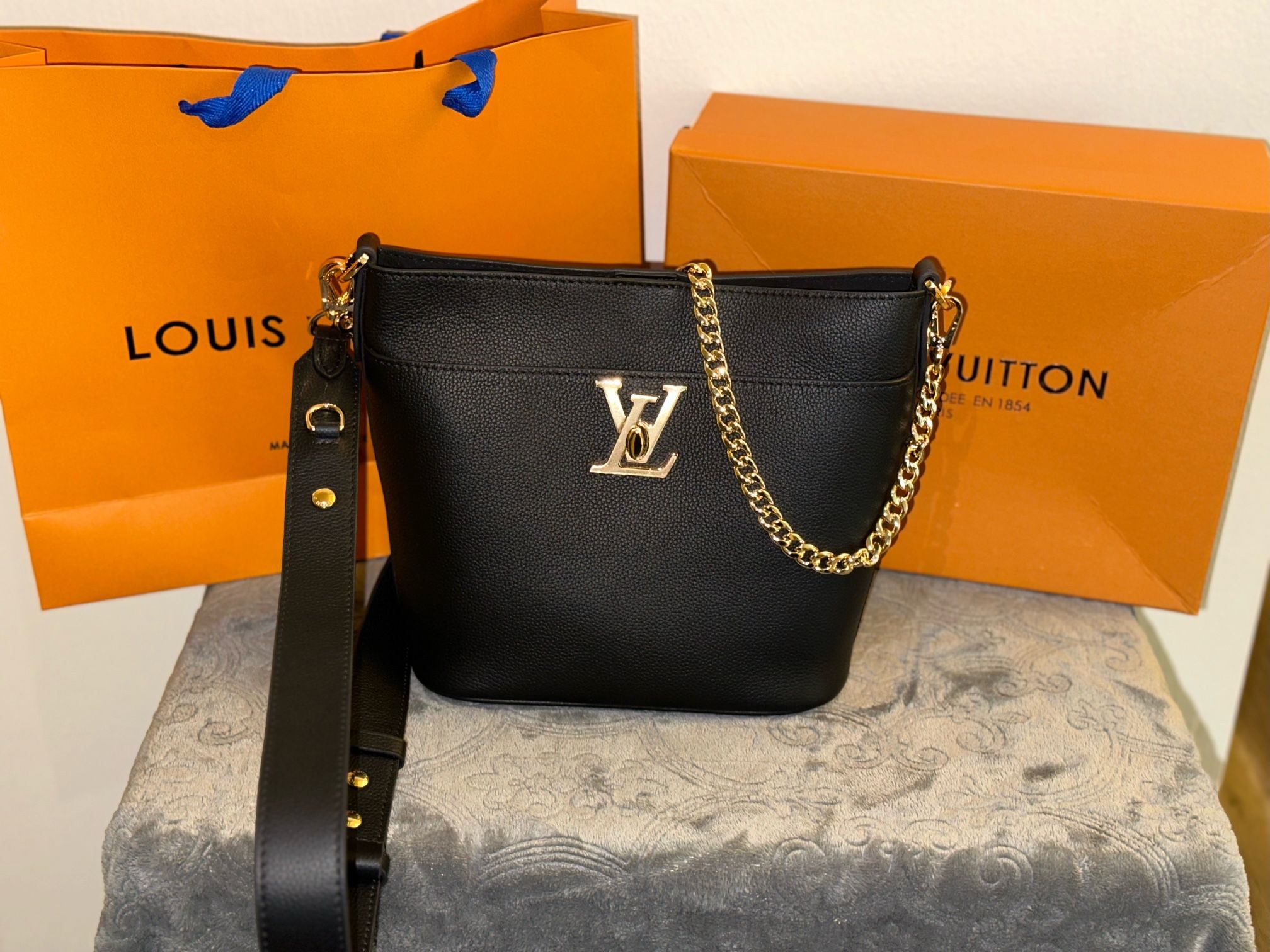 Louis Vuitton Lock and Walk