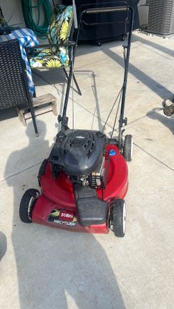 TORO SELF PROPELLED MOWER