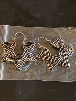 Silvertone and Black Overlapping Star Earrings