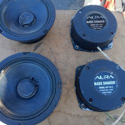2 Bass Shaker 2 Door Speakers 
