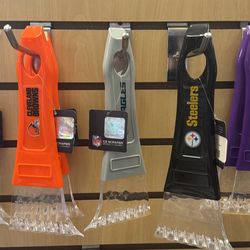 NFL Ice scraper