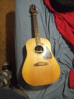 Epiphone masterbilt model AJ-500RNS acoustic electric guitar