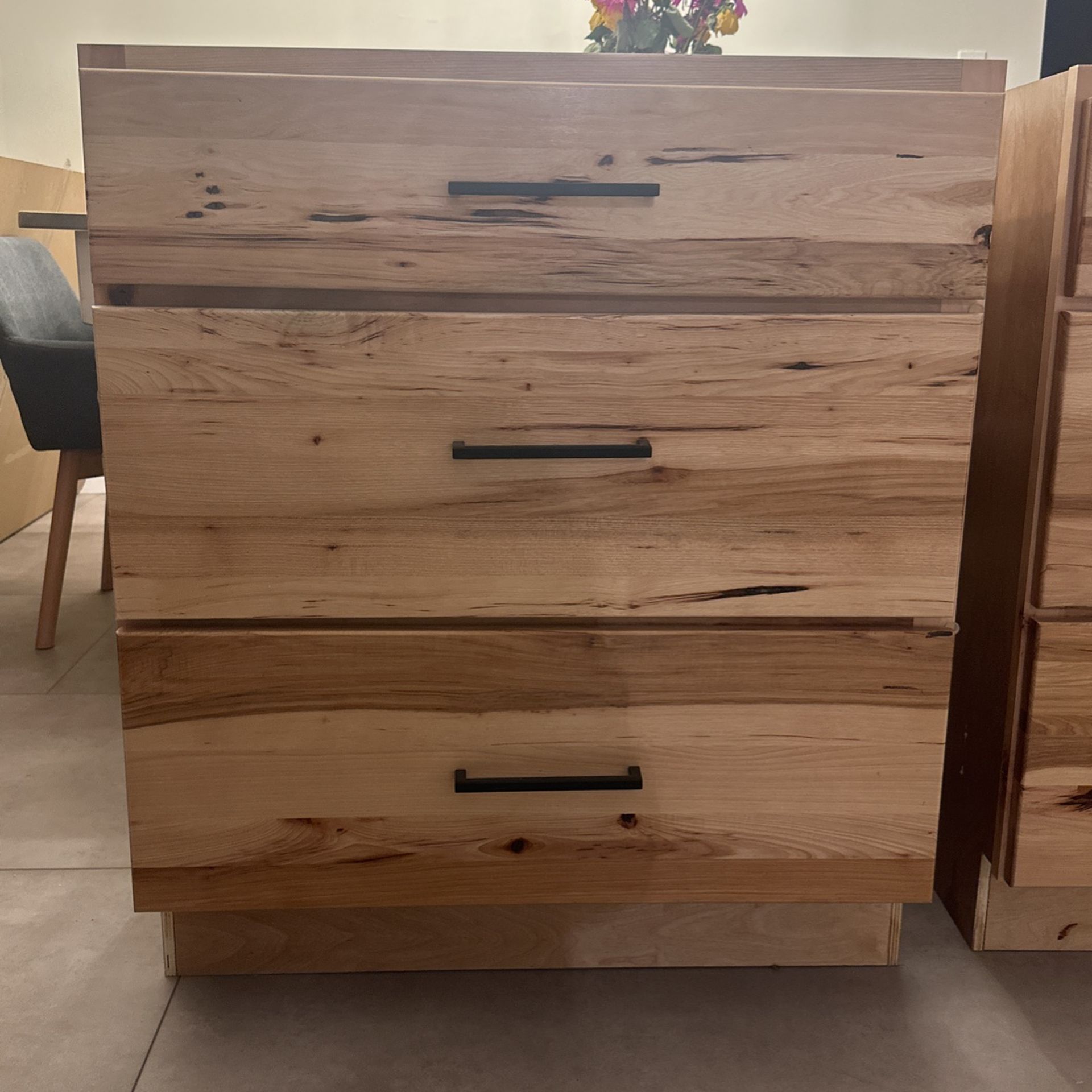 Hickory 30 Inch 3- Drawer Base Kitchen Cabinet