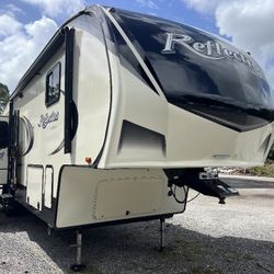 2019 Reflection Grand Design 34FT 