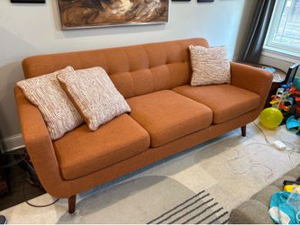 Bob’s “Bettie” couch and chair