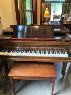 Baby Grand Piano. Moving must sell!