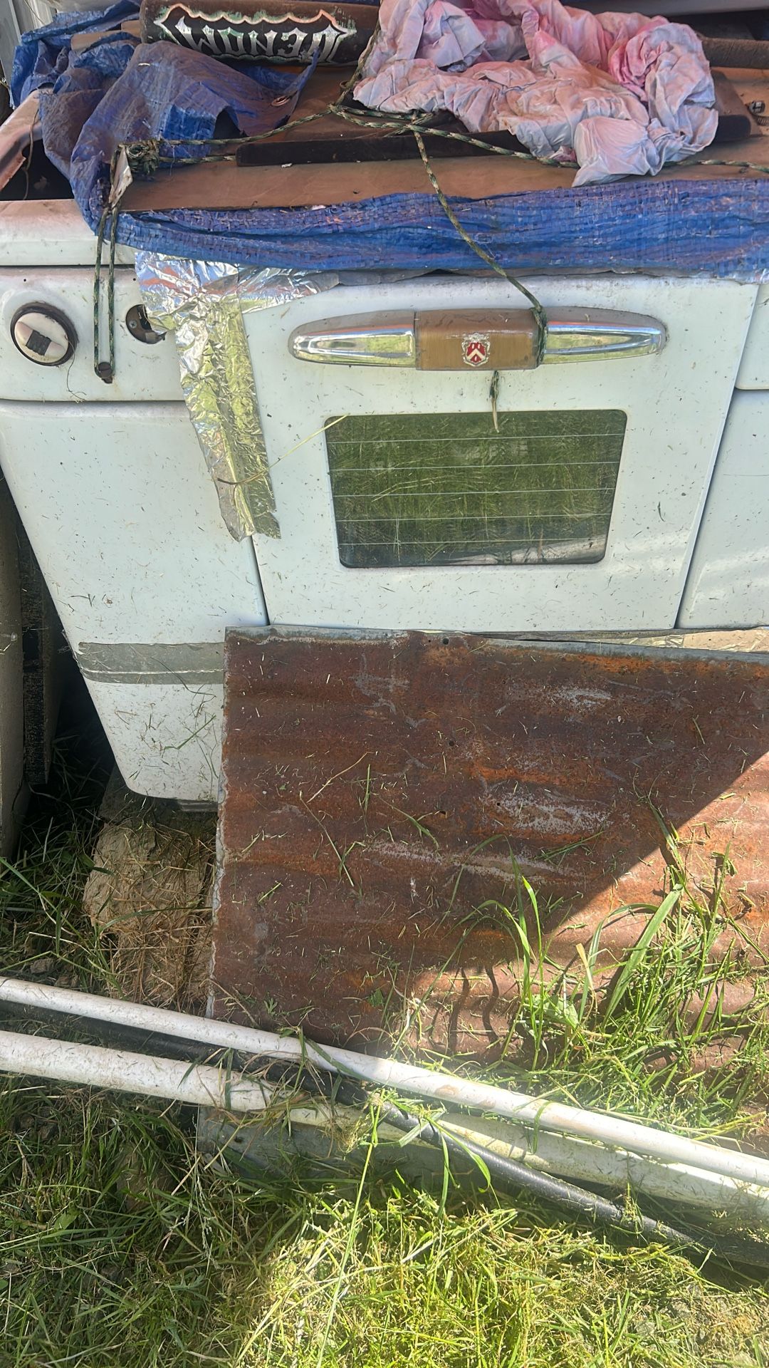 Vintage Gas Stove. Have All Parts And Will Clean Up When Ivan