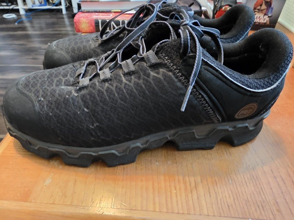 Safety shoes, work boots, steel toe