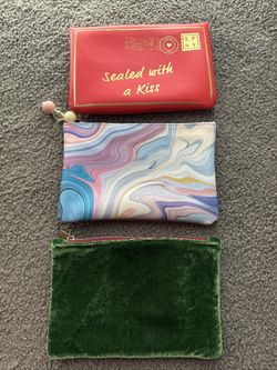 3 mini travel bags