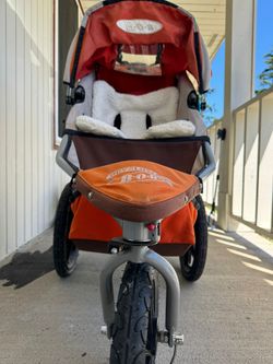 Bob Stroller With Cup Holder, Winter Insert And Rain Cover for Sale in  Renton, WA - OfferUp
