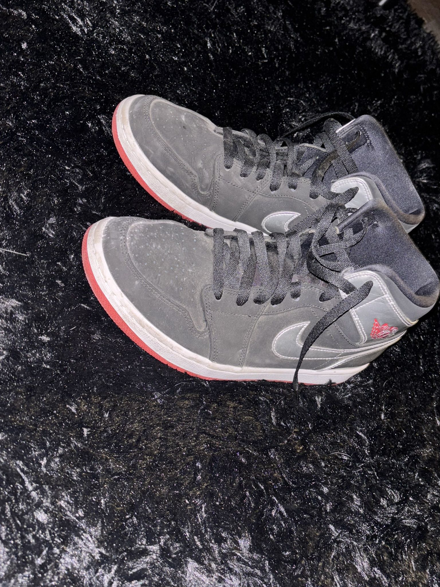 Nike Johnny Kilroy Men's Jordan 1 Mid Sneakers Size 8.5 Black/Red/Silver