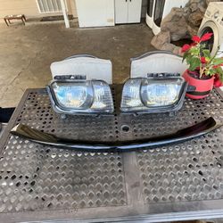 Stock 2012 Chevy Camaro Spoiler, And Headlights 