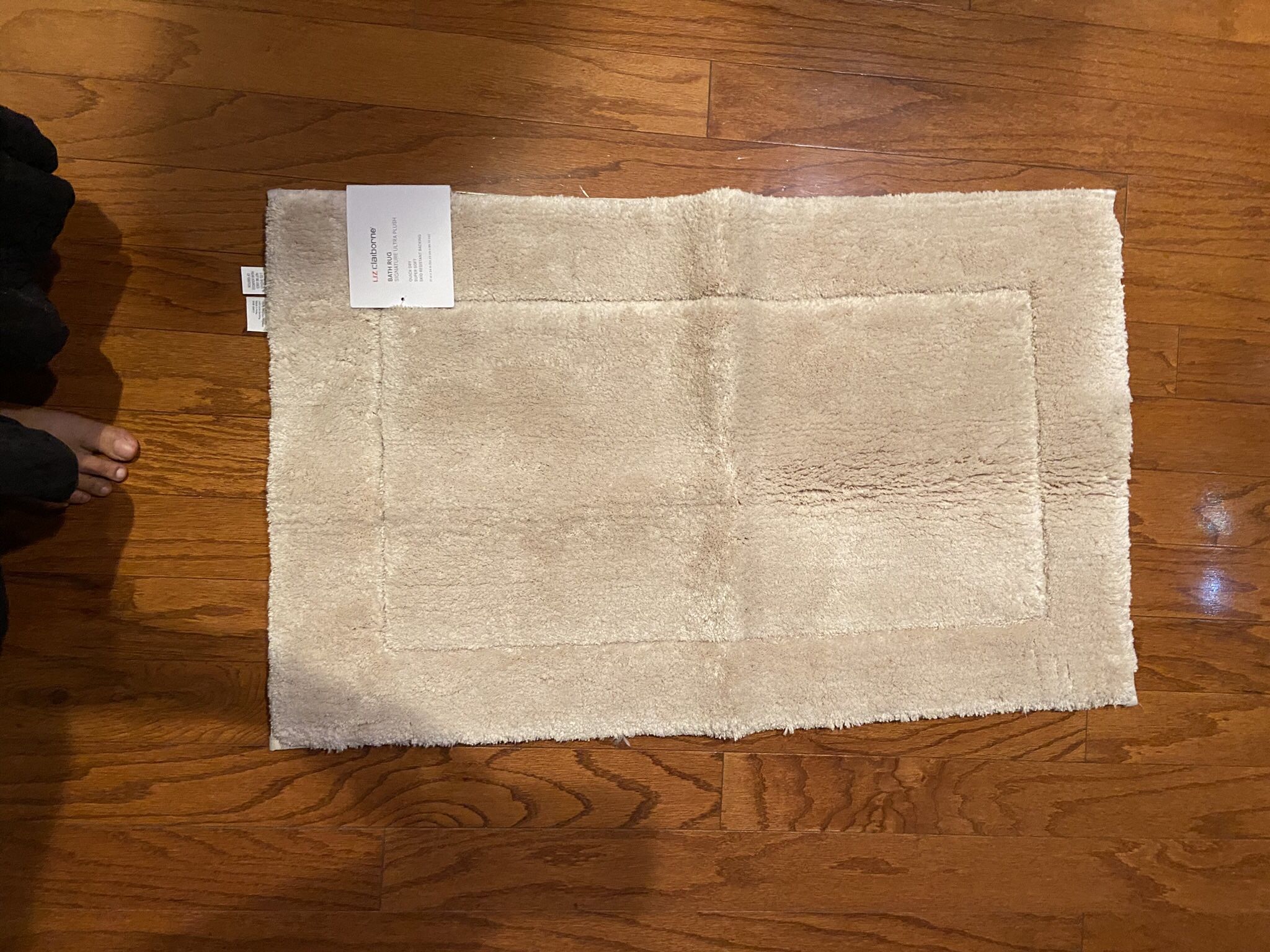 Liz Claiborne Ultra Plush Bathroom Rug (Baige)