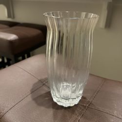 Flower Vase Ribbed Glass Vase Centerpiece