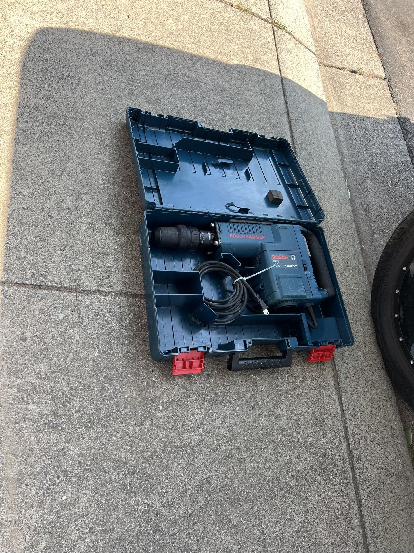 Bosch Demolition Hammer $550