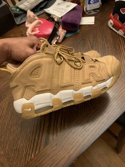 Nike Uptempos Size 11