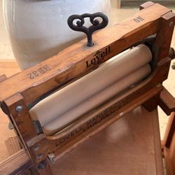 Antique Clothes Wringer