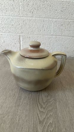 $5 Stunning Frankoma XL teapot super rare and collectible