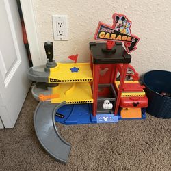 Mickey Mouse garage