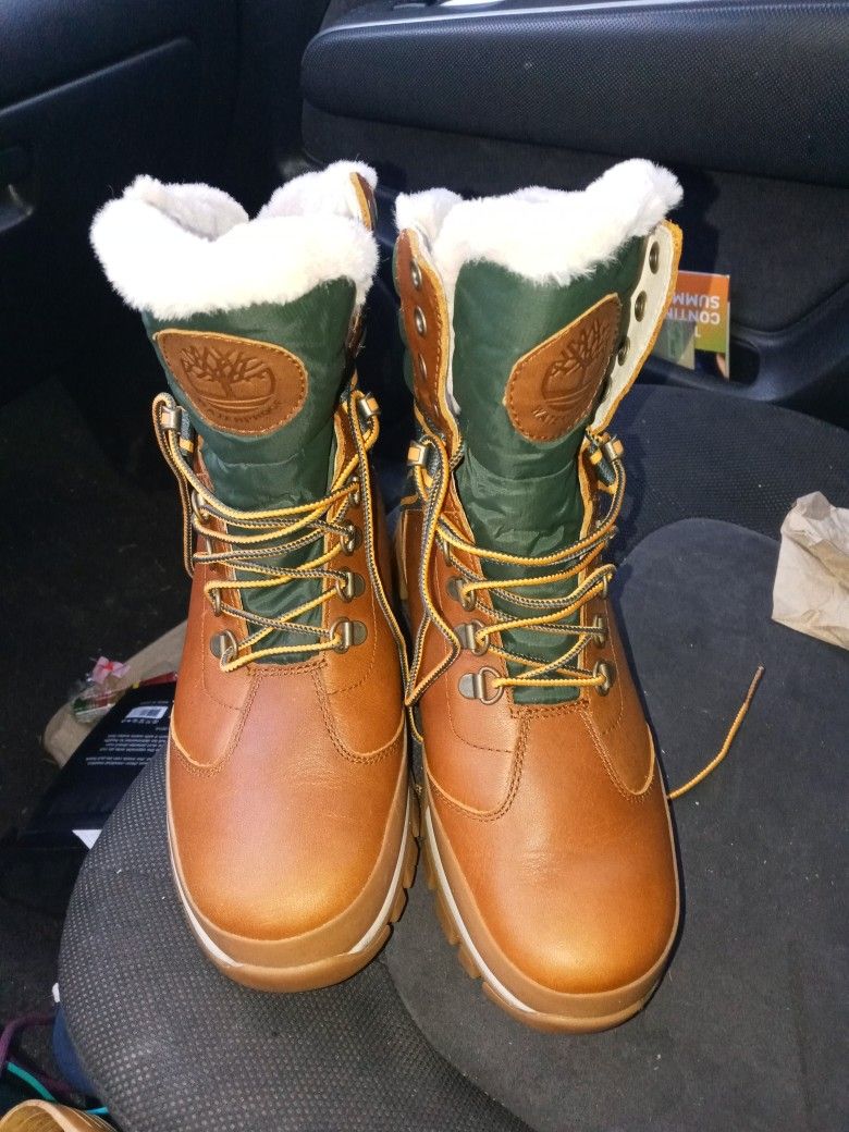 Timberland Boots Womans SZ. 8.5
