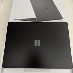 Microsoft Surface Laptop 5 15”