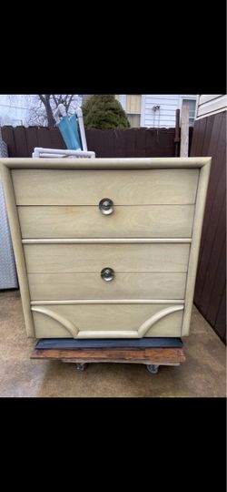 Vintage chest