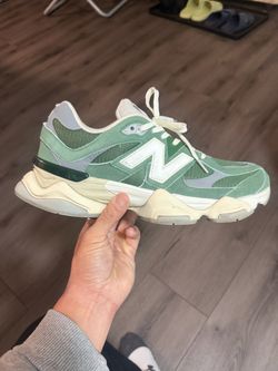 New Balance 9060 Green Nori Size 10 Men’s