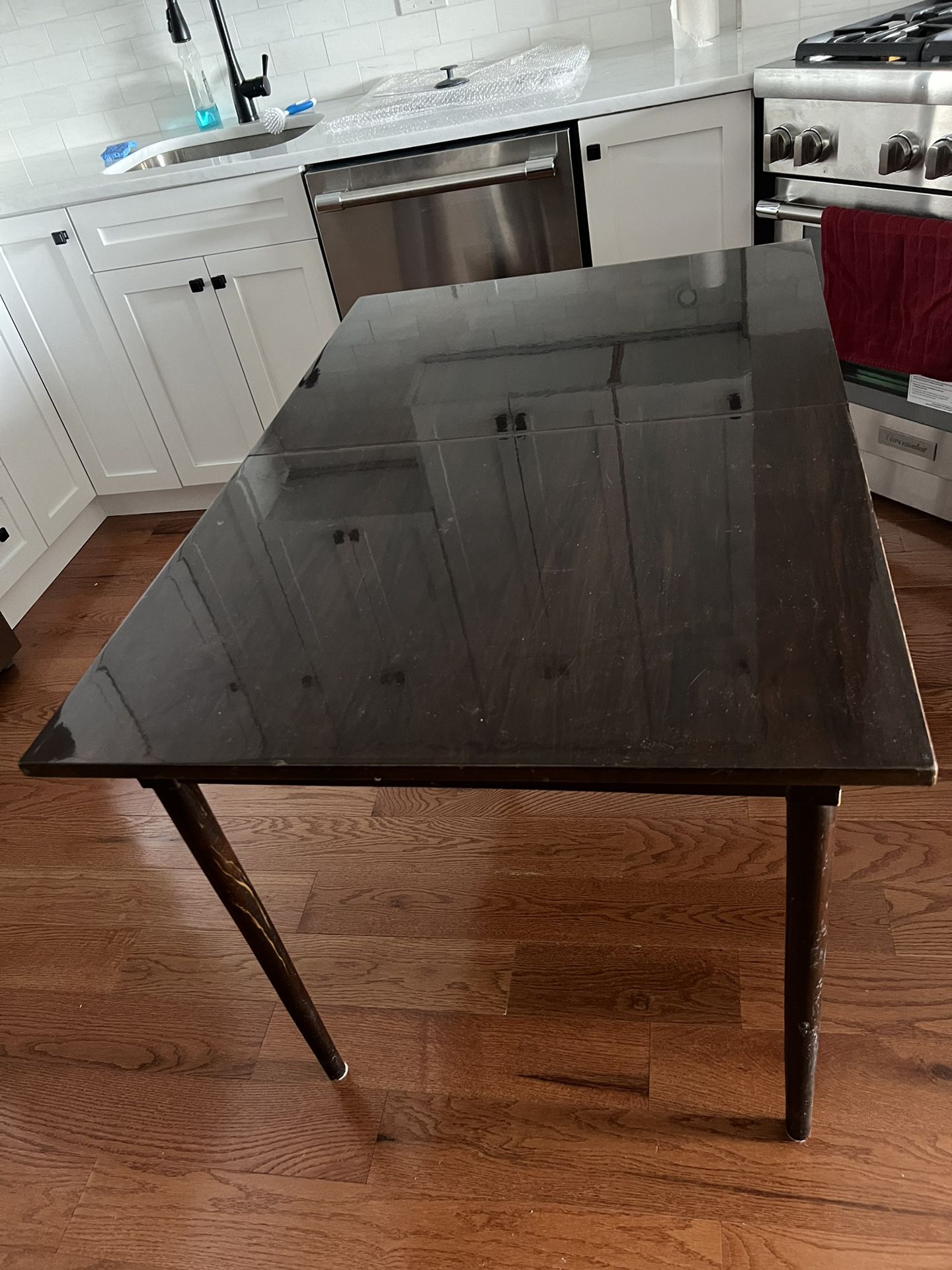 Dining Table W/ internal foldout leaves