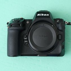 Nikon Z8 Camera Body