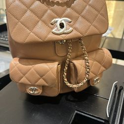New and Used Chanel bag for Sale in Irvine, CA - OfferUp
