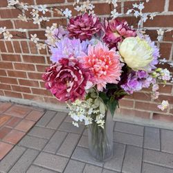 Hurricane Glass Vase or Candleholder with flowers